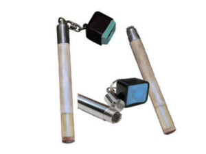 Pocket pool chalk with cue tip pick